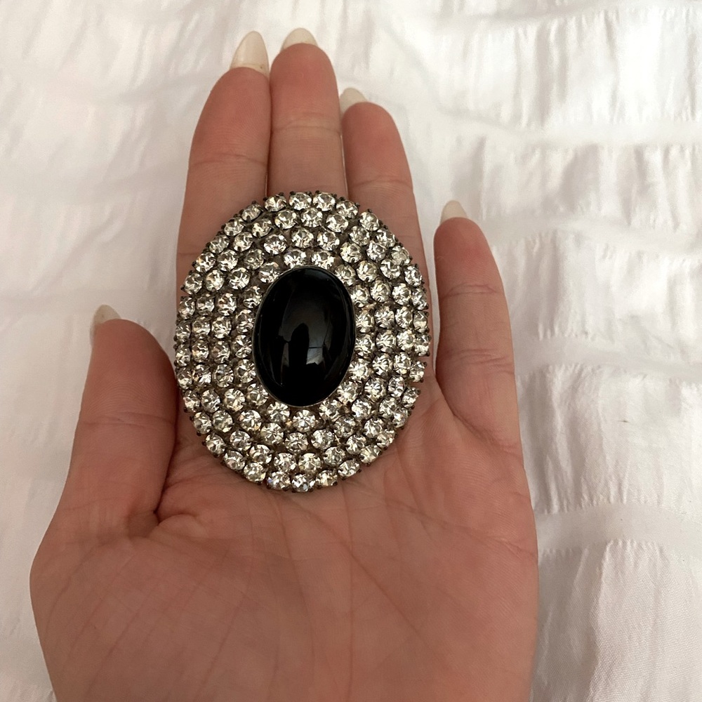 Brooch from 1927
